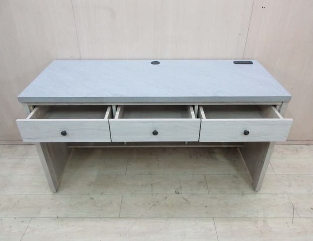 庫存新品出清 灰橡木色152公分北歐風可充電三抽書桌 電腦桌 2