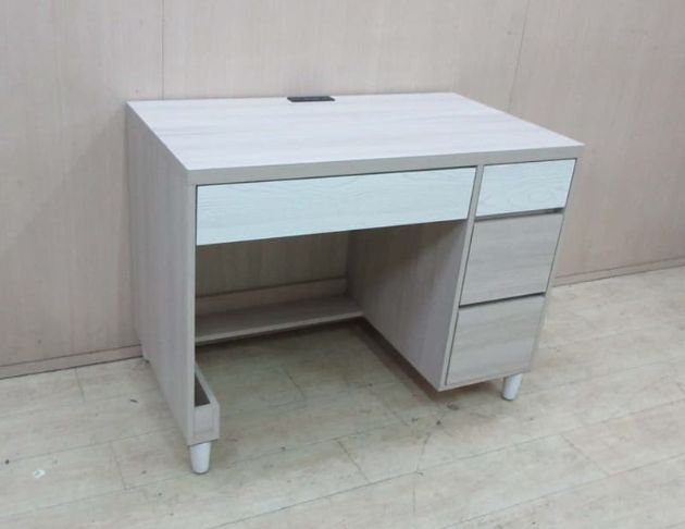 庫存新品出清 白橡木色106公分北歐風四抽書桌 電腦桌 辦公桌 4