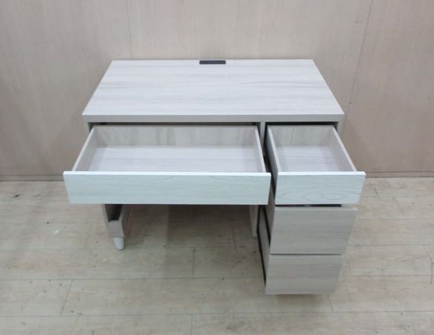 庫存新品出清 白橡木色106公分北歐風四抽書桌 電腦桌 辦公桌 2