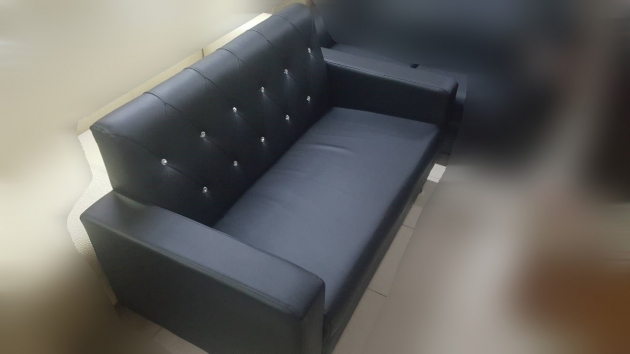 全新台灣製造工廠直營訂做款菱格水鑽透氣皮雙人沙發 客廳沙發 2