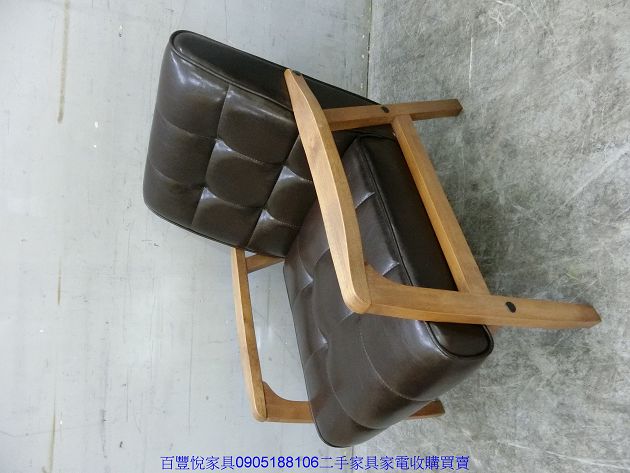 二手 沙發 65公分咖啡色木腳沙發 營業用沙發 咖啡廳沙發 皮質沙發 房間椅 2