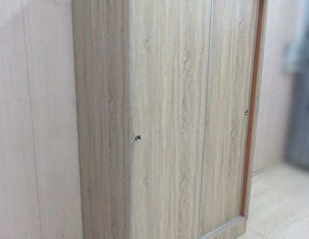 二手衣櫥 梧桐色117公分兩門一抽衣櫃 衣物收納 4尺滑門衣櫃 4