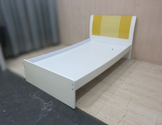 二手床架 黃白色114公分烤漆床組 3.5尺單人床架 兒童床架 5