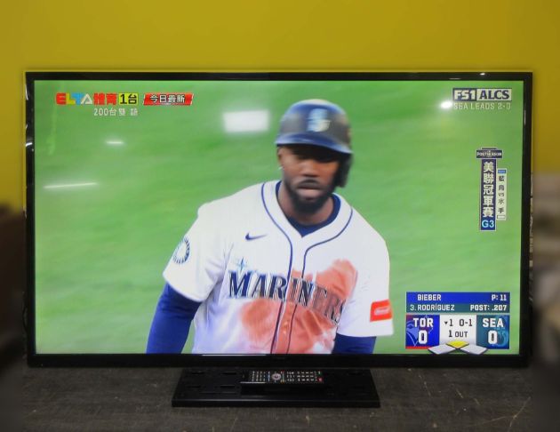 二手電視 鴻海60吋液晶電視 LED顯示器 TV 電機機