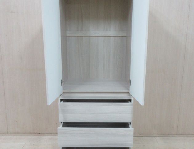 二手衣櫥 白橡木色81公分兩門三抽衣櫃 單人衣櫃 套房衣櫃 2