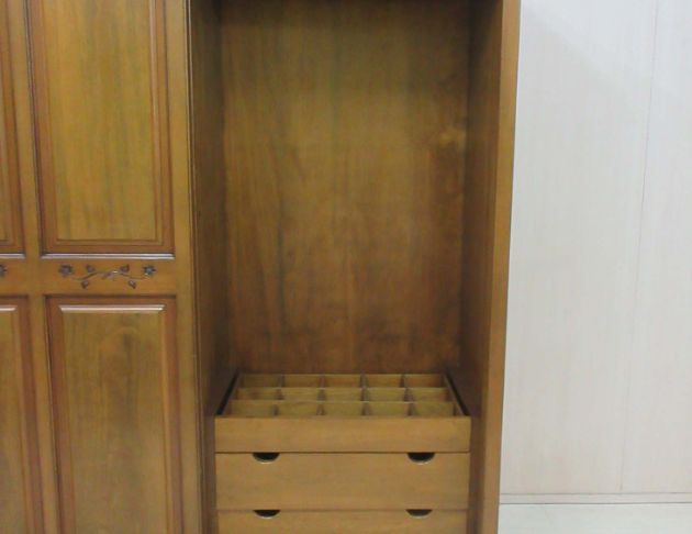 二手衣櫥 樟木色181公分鄉村風兩門五抽衣櫃 6尺實木衣櫃 4