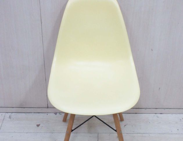 二手餐桌椅 鵝黃色47公分月亮椅 休閒椅 網美椅 椅子 靠背椅