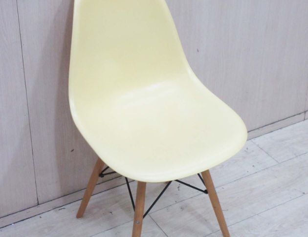 二手餐桌椅 鵝黃色47公分月亮椅 休閒椅 網美椅 椅子 靠背椅 3