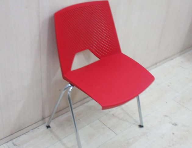 二手餐桌椅 紅色 白色46公分塑膠洽談椅 餐椅 靠背椅 會客椅 3