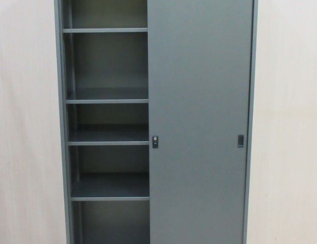 二手鐵櫃 鐵灰色90公分兩門文件櫃 推門置物櫃 內務櫃 辦公櫃  2