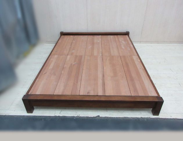 二手床架 胡桃色196公分床組 5尺雙人床架 寢具 臥式寢具