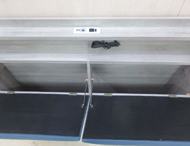 二手床頭櫃 灰橡色152公分兩門充電收納床頭 5尺雙人床頭箱 3