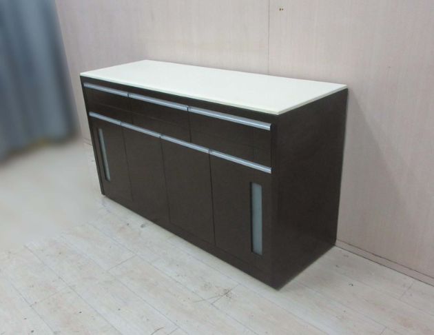 二手餐櫥櫃 胡桃色151公分仿石四門四抽餐櫃 電器櫃 碗盤收納  5