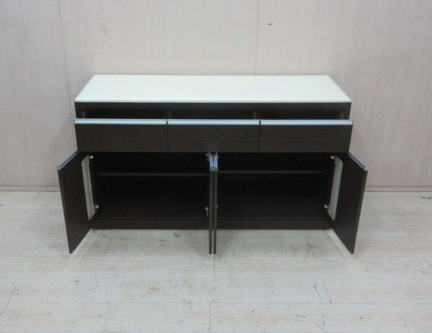 二手餐櫥櫃 胡桃色151公分仿石四門四抽餐櫃 電器櫃 碗盤收納  3