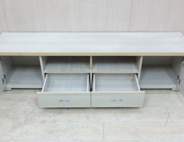 二手電視櫃 雪松色180公分兩門兩抽TV櫃 視聽櫃 客廳長櫃 3