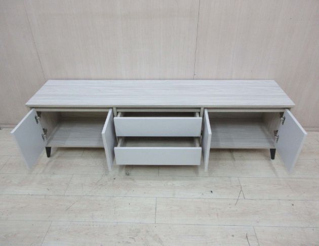 庫存新品出品 白橡木色182公分四門兩抽電視櫃 TV櫃 長櫃 2