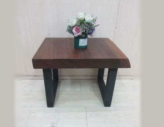 二手茶几 雨豆木61公分工業風鐵腳沙發邊桌 置物桌 電話桌