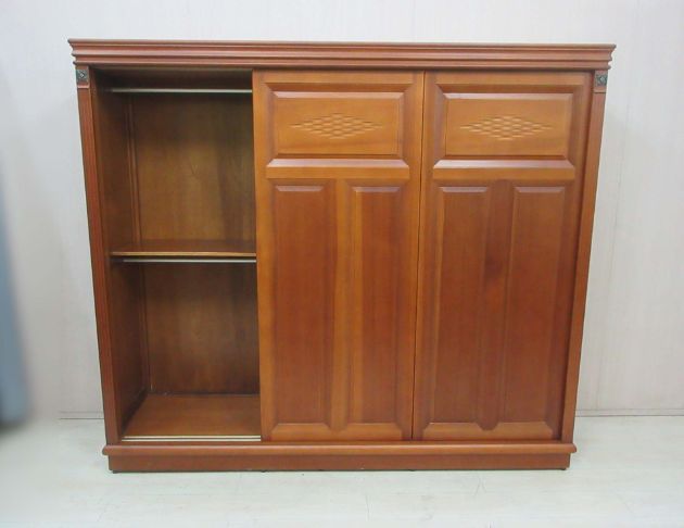 二手衣櫥 柚木色239公分三門三抽衣櫃 衣物收納 8尺滑門衣櫃 2