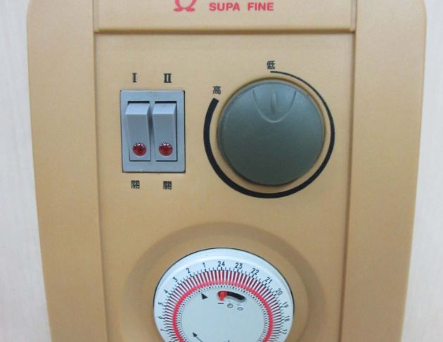 二手電暖器 勳風40公分葉片型電暖器 電暖爐 8片電熱器  2