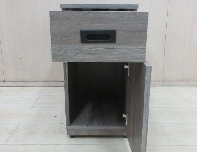 庫存新品出清 橡木色30公分一門一抽沙發邊桌 置物櫃 邊几 3