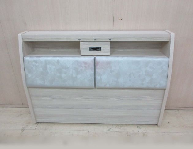 二手床頭箱 雪松色152公分兩門收納床頭櫃 5尺雙人軟墊床頭