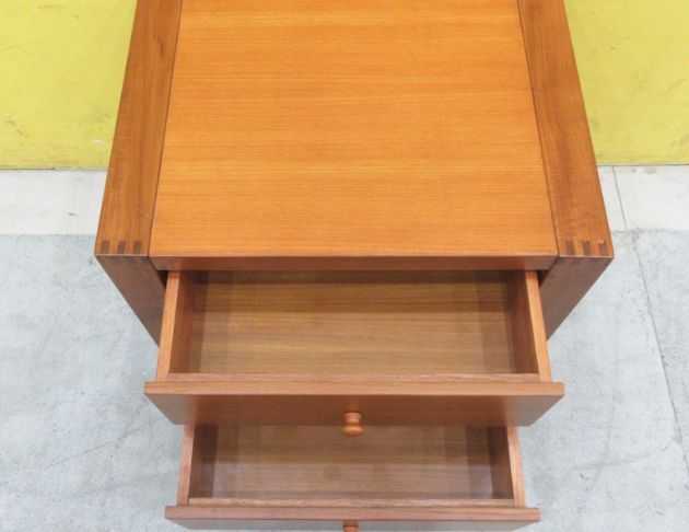 二手床邊櫃 柚木色55公分兩抽床頭櫃 抽屜櫃 收納櫃 置物櫃  2