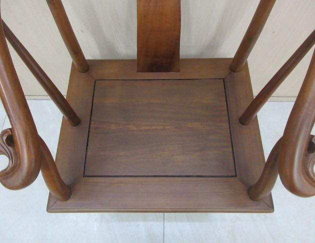 二手公婆椅 柚木58公分太師椅 圈椅 一桌兩椅 仿古桌椅三件組 5