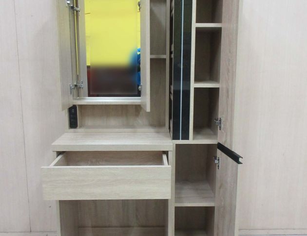 二手化妝台 梧桐色90公分四門一抽梳妝桌椅組 立櫃 鏡台 梳妝台 2