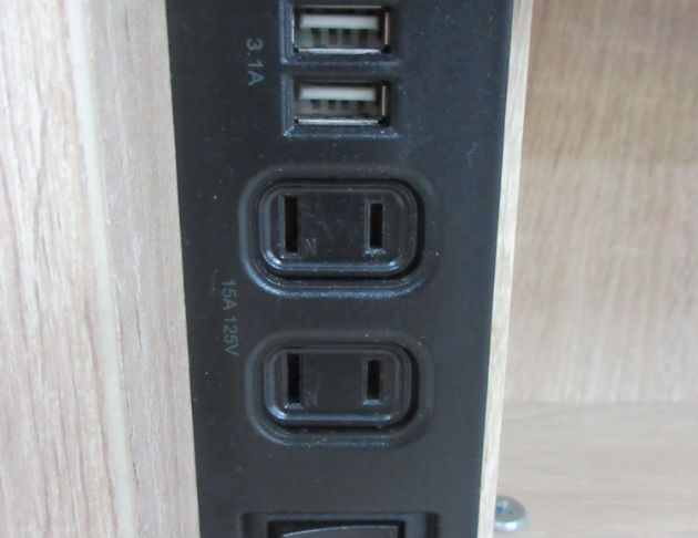 二手化妝台 梧桐色90公分四門一抽梳妝桌椅組 立櫃 鏡台 梳妝台 4