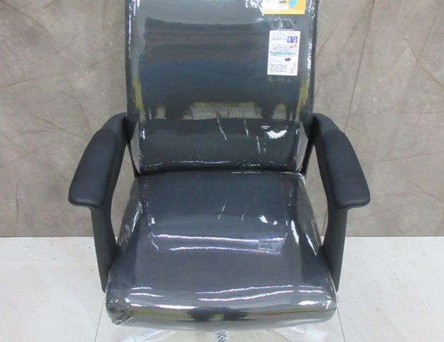 新品庫存出清 獨立筒50公分皮革辦公椅 人體工學S型椅背電腦椅