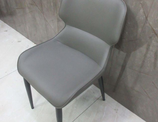 庫存新品出清 深灰色49公分科技皮餐桌椅 娃娃椅 化妝椅 椅子 4