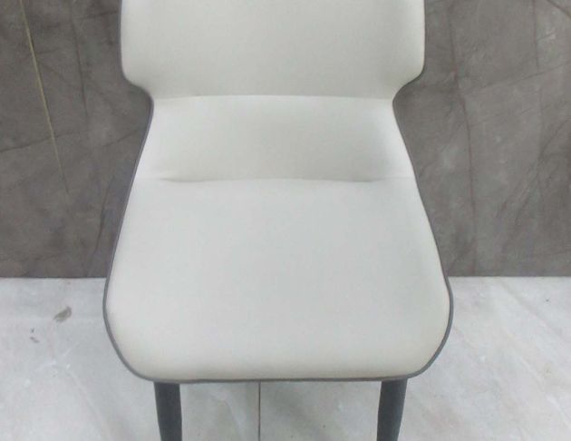 庫存新品出清 淺灰色49公分科技皮餐桌椅 娃娃椅 化妝椅 椅子 2