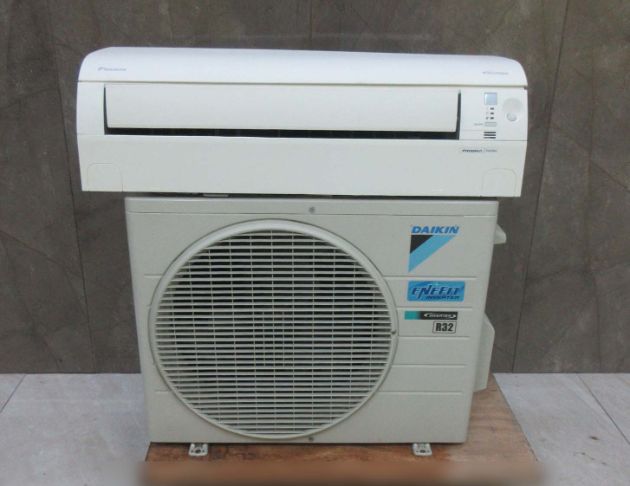 二手冷氣 大金2.2KW一對一分離式冷氣 變頻冷暖空調 冷氣機