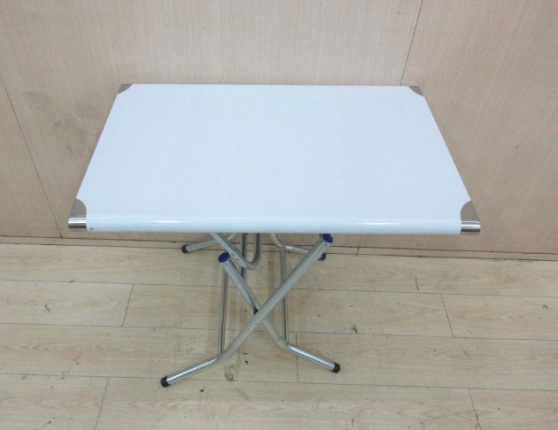 庫存新品出清 銀色56公分白鐵桌 不銹鋼桌 萬用桌 折合桌