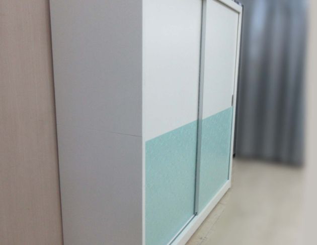 二手衣櫥 白色210公分兩門兩抽衣櫃 衣物收納 7尺滑門衣櫃 4