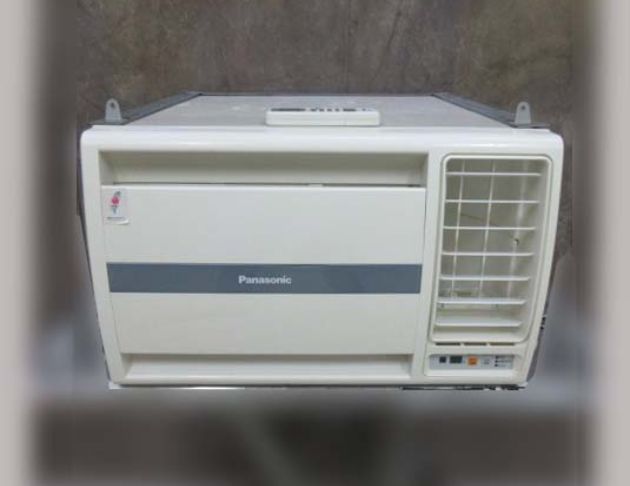 二手冷氣 國際牌2.2KW右吹型窗型冷氣 3坪適用空調 冷氣機