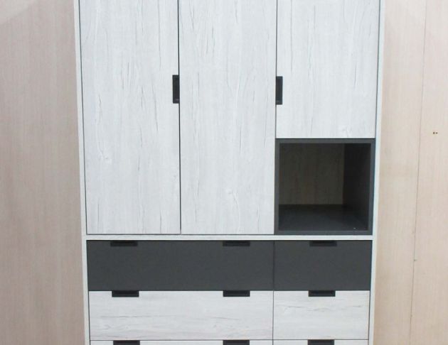 二手衣櫥 白梧桐色120公分三門六抽衣櫃 衣物收納 4尺衣櫃 1