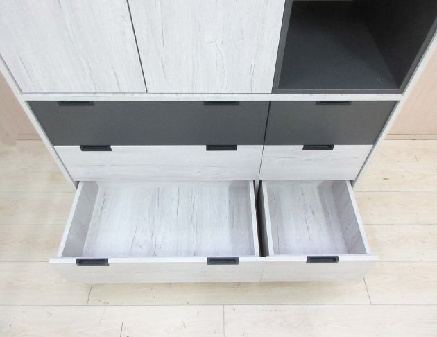 二手衣櫥 白梧桐色120公分三門六抽衣櫃 衣物收納 4尺衣櫃 3