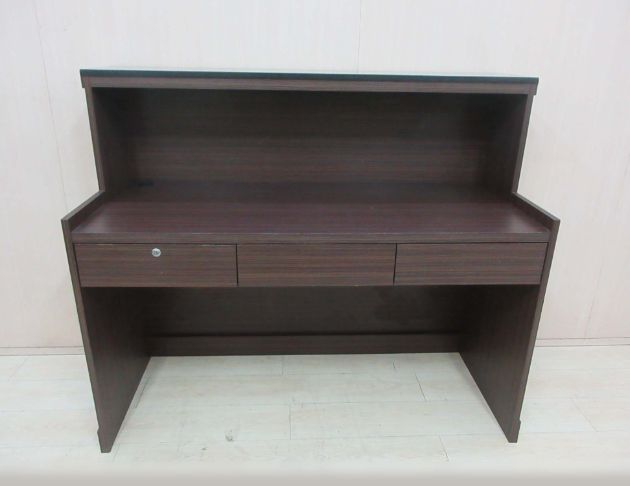 二手櫃台 胡桃色154公分三抽收銀檯 前台 接待台 吧台