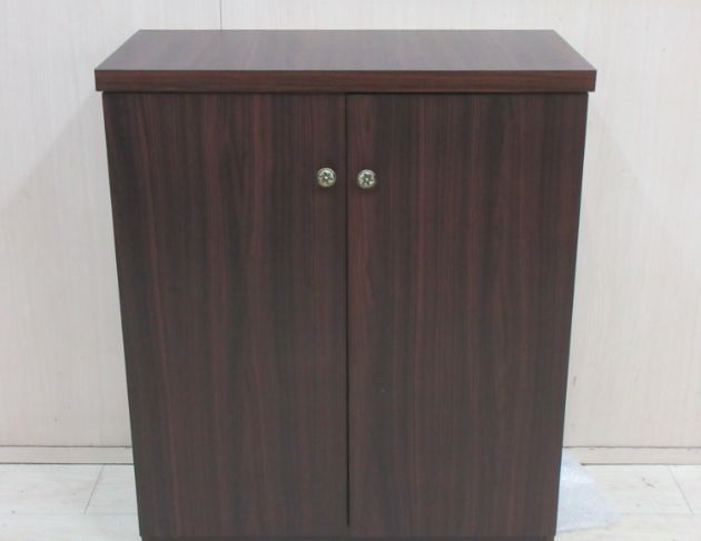 新竹二手家具◎百豐悅2手傢俱-庫存新品出清 胡桃色76公分兩門鞋櫃 玄關櫃 置物櫃 收納櫃 苗栗2手家具 南屯二手傢俱