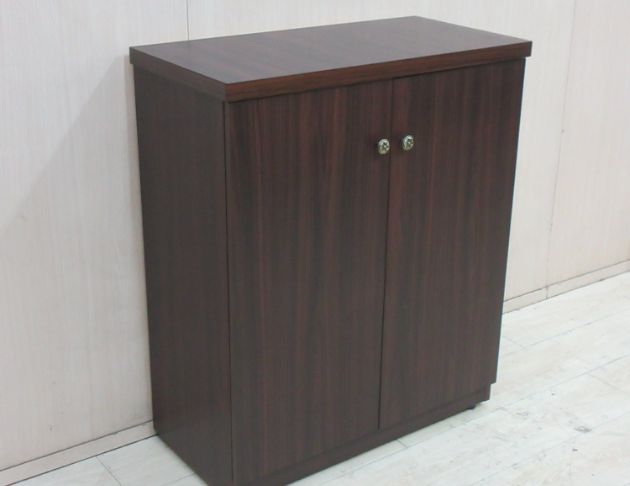 新竹二手家具◎百豐悅2手傢俱-庫存新品出清 胡桃色76公分兩門鞋櫃 玄關櫃 置物櫃 收納櫃 苗栗2手家具 南屯二手傢俱 3