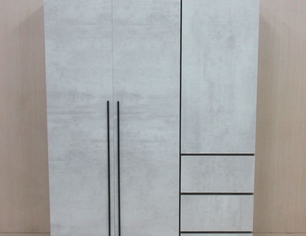 二手衣櫥 咖啡色126公分現代風三門三抽衣櫃 4尺衣物收納衣櫃