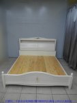 二手床架二手白色鄉村風實木雙人加大6尺床架加大六尺床組床底床頭櫃