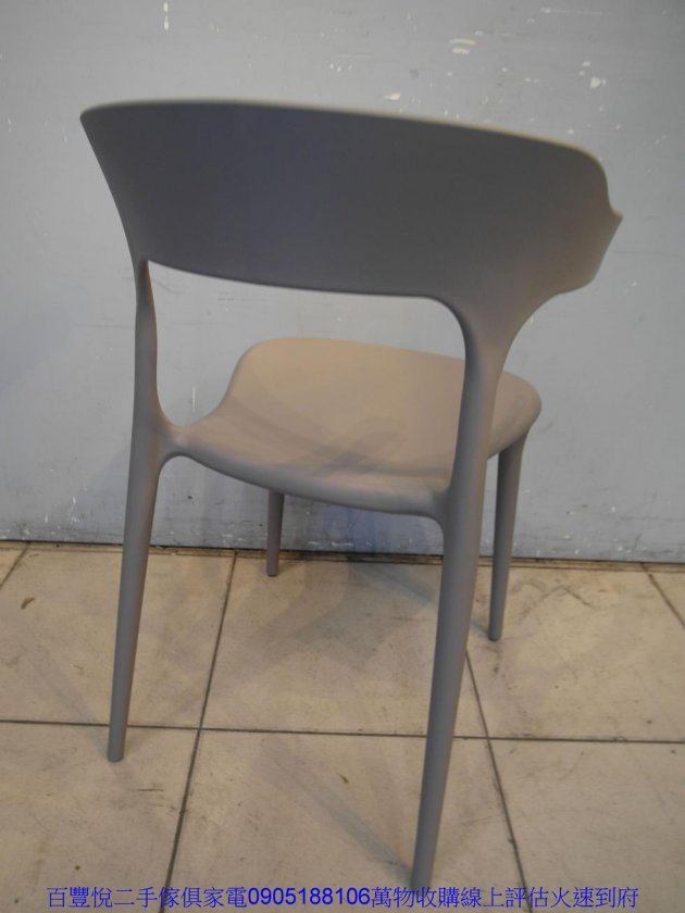 二手餐桌椅新品限量灰色塑鋼咖啡椅休閒椅一體成形餐椅洽談椅等候桌椅 5