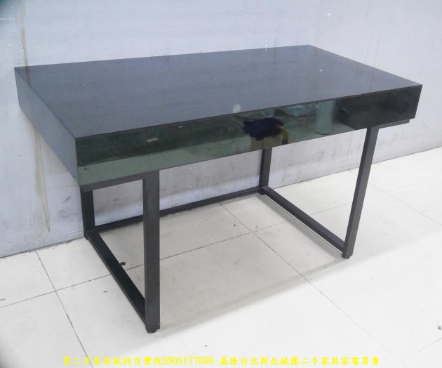 二手書桌 二手邊桌 黑色玻璃120公分矮桌 置物桌 房間桌 花台 玄關桌 2