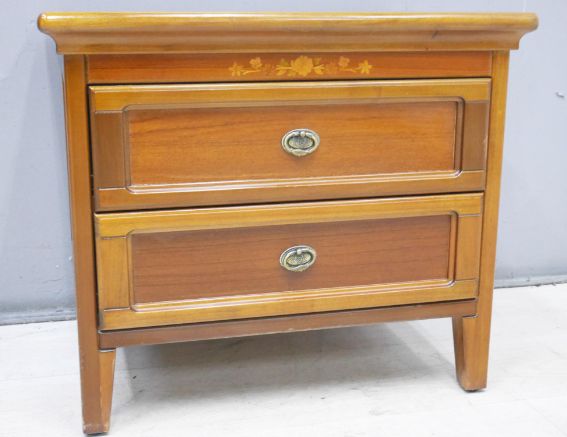 二手 床邊櫃 柚木色 61公分 矮櫃 房間櫃 置物櫃 