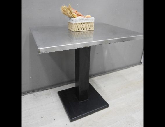 二手 餐桌 白鐵 77公分 營業用 小吃桌 吃飯桌 