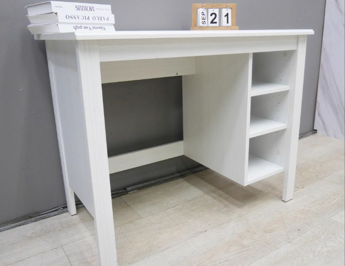 二手 書桌 白色 90公分 電腦桌 辦公桌 工作桌 