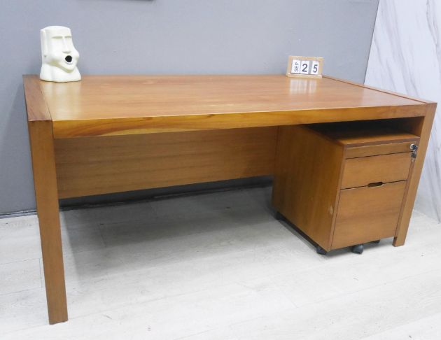 二手 書桌 詩肯 173公分 主管桌 辦公桌 電腦桌