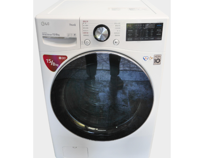 二手 LG變頻 15公斤 蒸氣洗脫烘滾筒洗衣機 110年